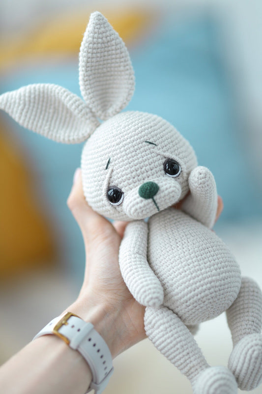 "DIY Crochet Bunny Amigurumi Pattern for Kids d